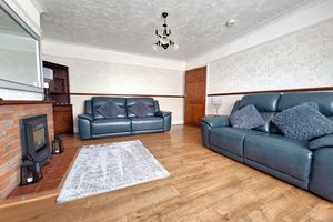 Lounge- click for photo gallery